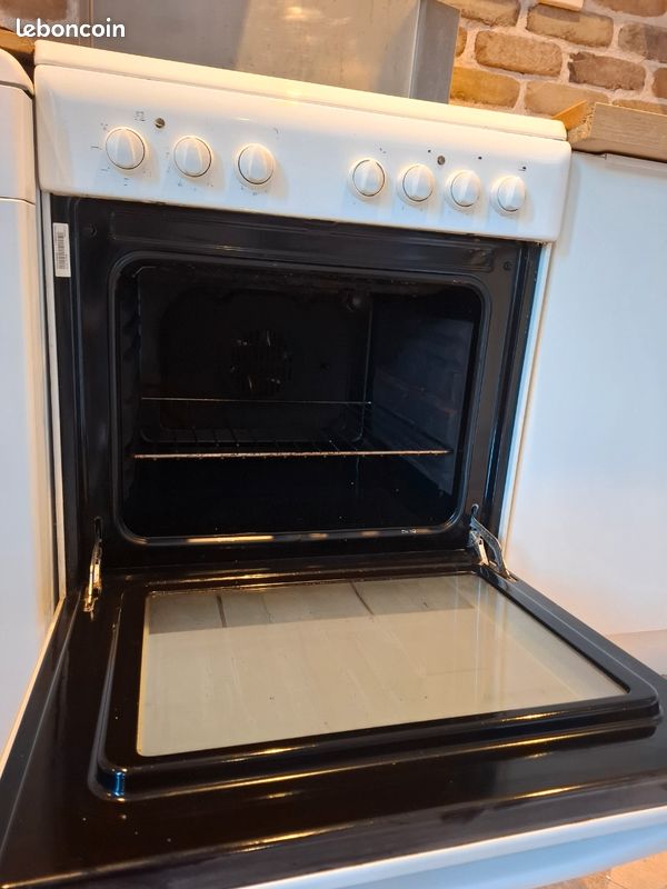 Cuisine blanche simple (image 16)