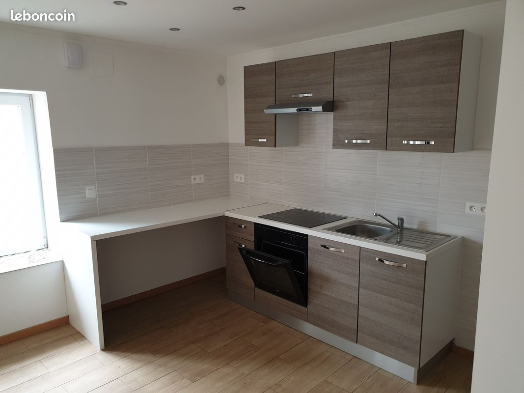 Appartement 5 pièces 80 m² · à Mirecourt · 80 m² · 540 €/mois