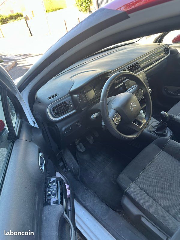 Citroën c3 1.5 bluehdi 75 feel - 2018 (image 3)
