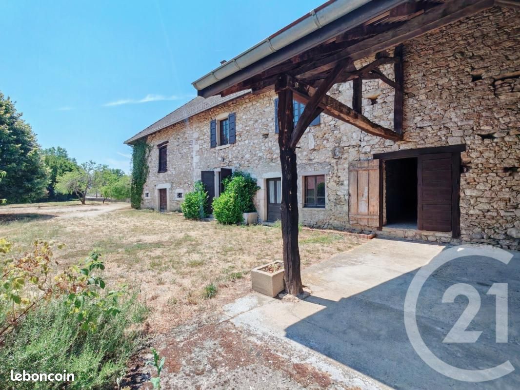 Maison 5 pièces 165 m² · à Arboys en Bugey · 165 m² · 272 000 €