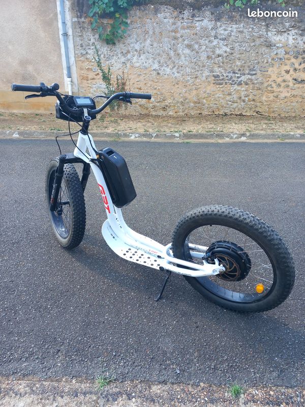 Trottinette électrique tout terrain (image 1)