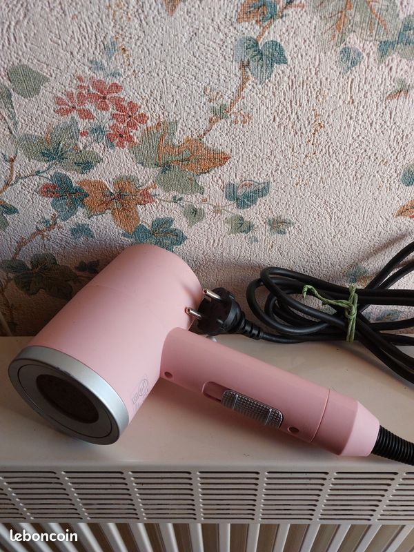 Sèche cheveux Newdora 1200/1400 watts (image 1)