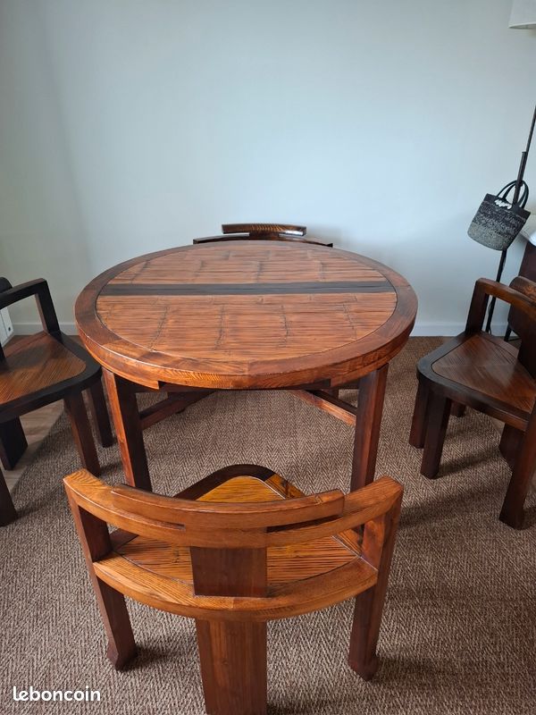 Table 4 ou 6 places avec rallonge en orme massif et bambou avec ses 4 chaises assortie très bon état (image 6)