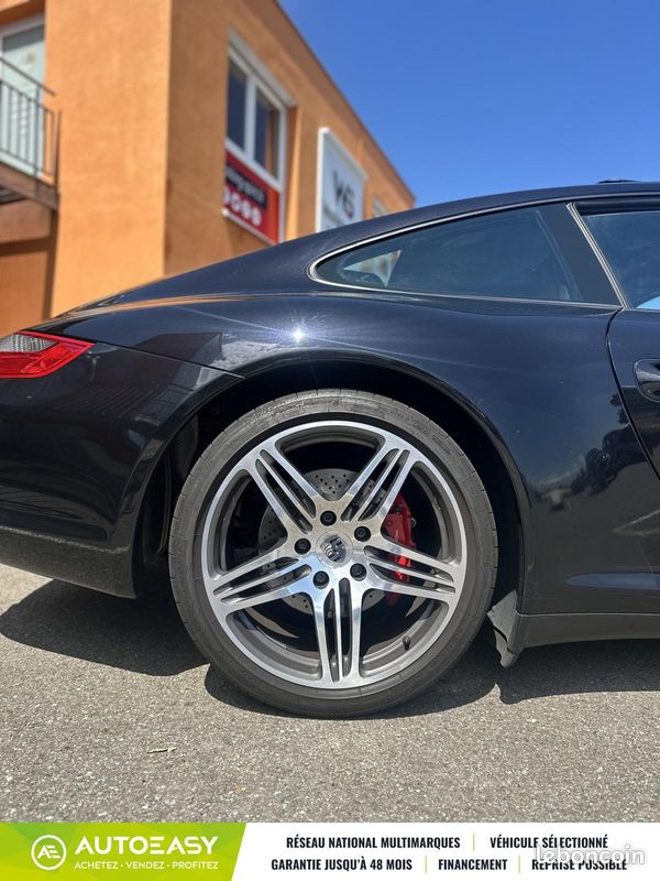 Porsche 911 3.8 FLAT 6 CARRERA 4S (image 24)