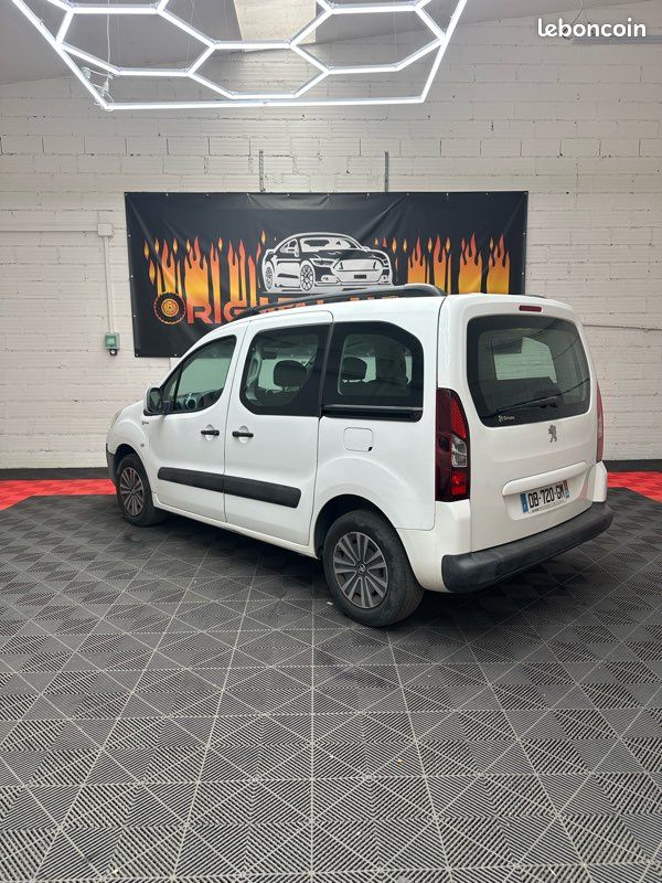 Peugeot partner - 1.6hdi 115 - 5 places - 2014 - 149 000km (image 4)