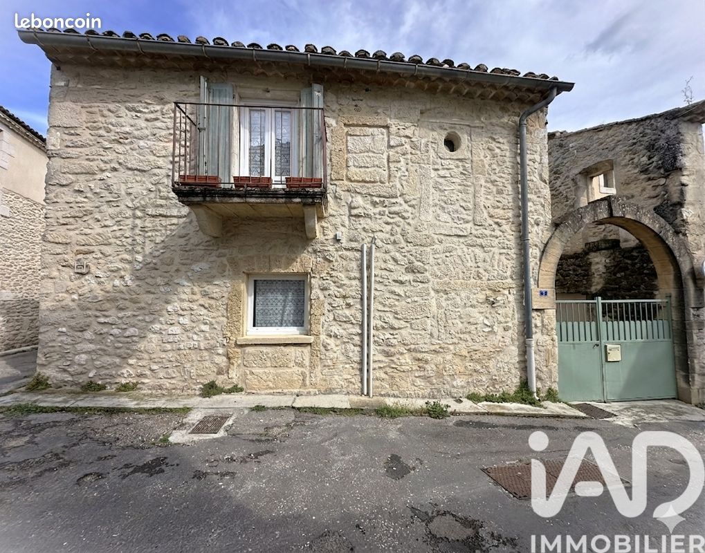 Maison 4 pièces 89 m² · à Saint-Hilaire-d'Ozilhan · 89 m² · 220 000 €