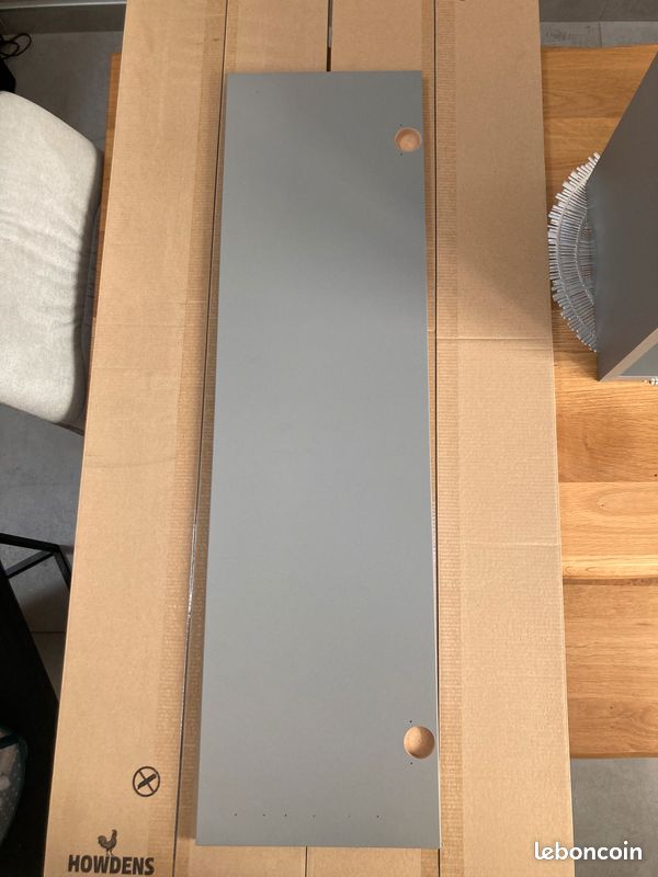Porte de placard gris brillant (un lot de deux portes) (image 2)