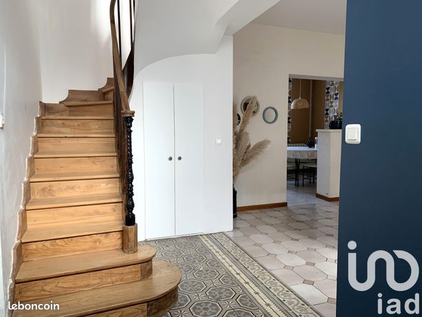 Maison de ville 9 pièces 231 m²