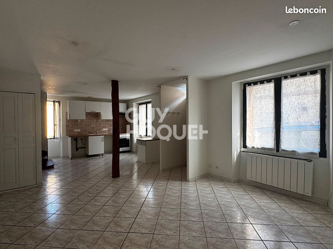 Maison 5 pièces 82 m² · à Grenade · 82 m² · 690 €/mois