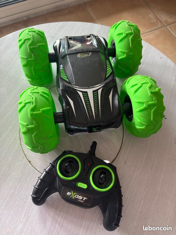Exost Voiture télécommandée Tout-Terrain Verte 360 Tornado
