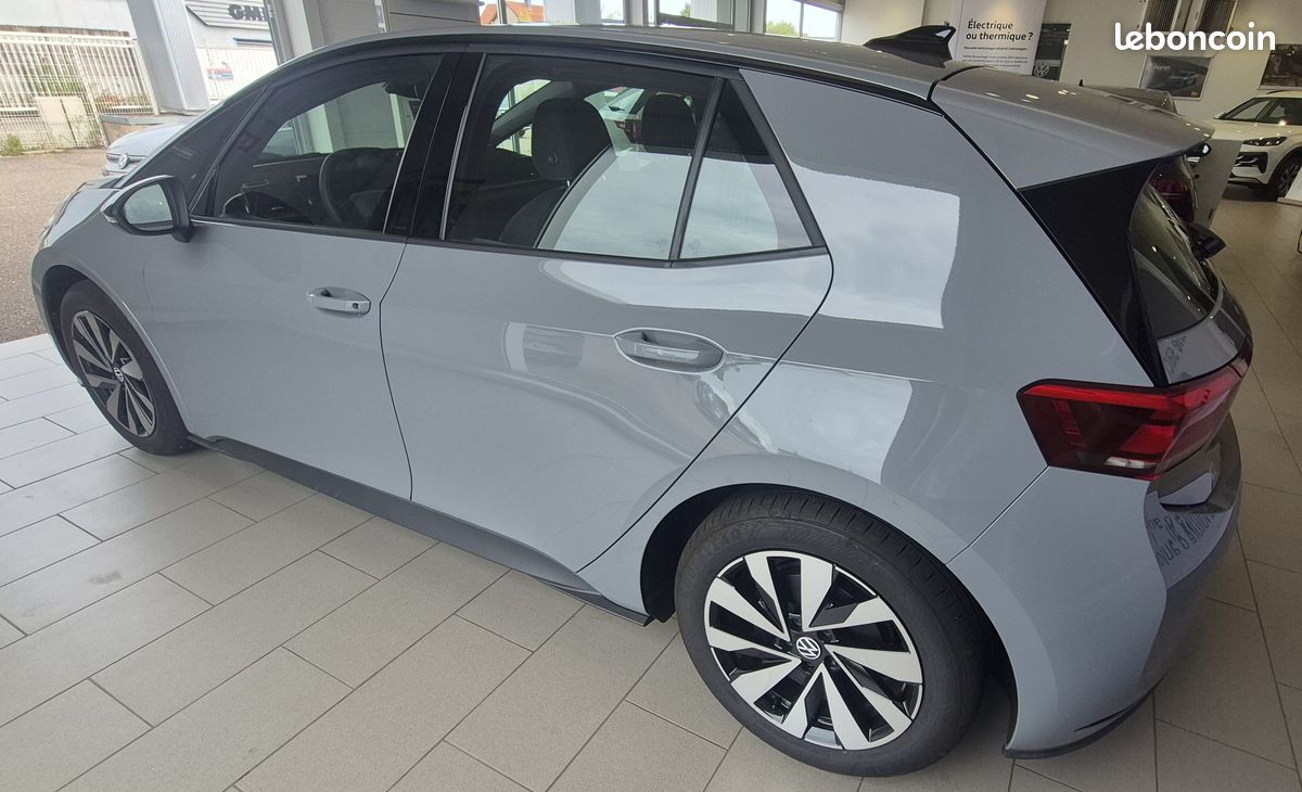 VOLKSWAGEN ID.3 Neo 50 kWh Life (image 2)