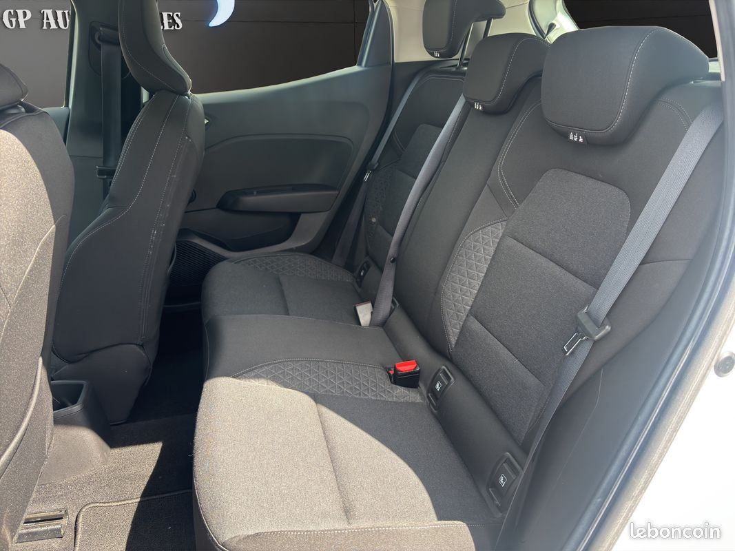 Renault clio V 1.5 blue dci (image 13)