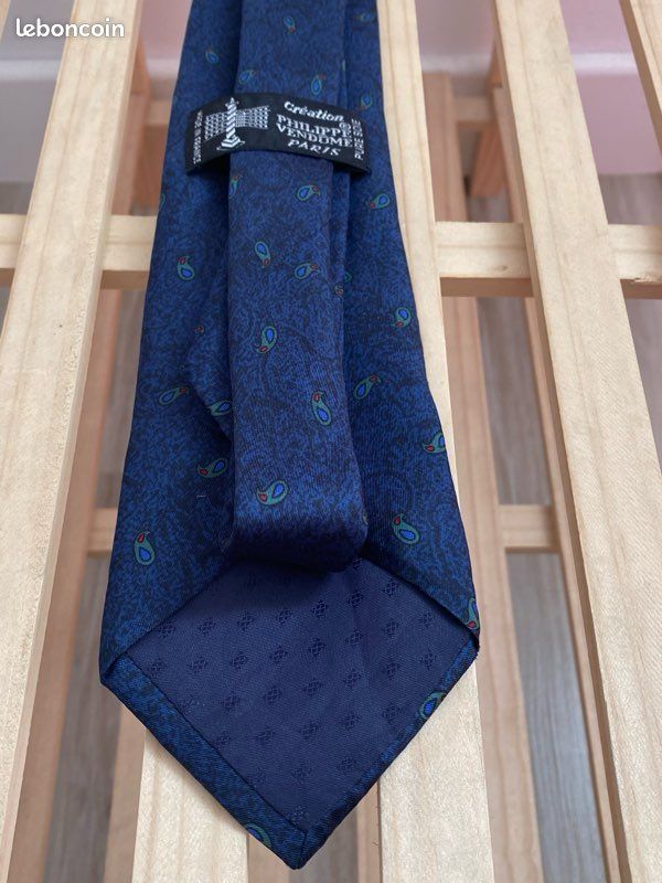 Cravate Homme Roger L - Paris - 100% Soie - Fabrication Française - Occasion Très Bon état