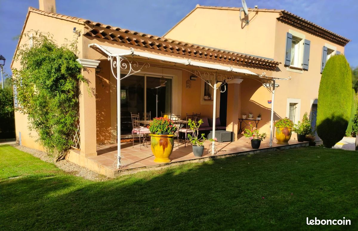 Maison 5 pièces 123 m² · à Alleins · 123 m² · 530 000 €