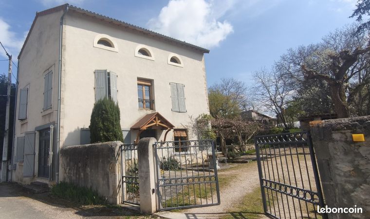 Maison 8 pièces 170 m²