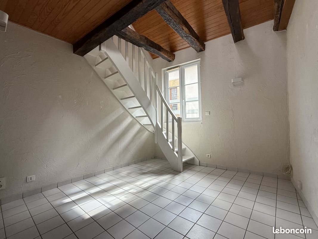 Appartement 2 pièces 29 m² · à Saint Geniez d'Olt Et d'Aubrac · 29 m² · 315 €/mois