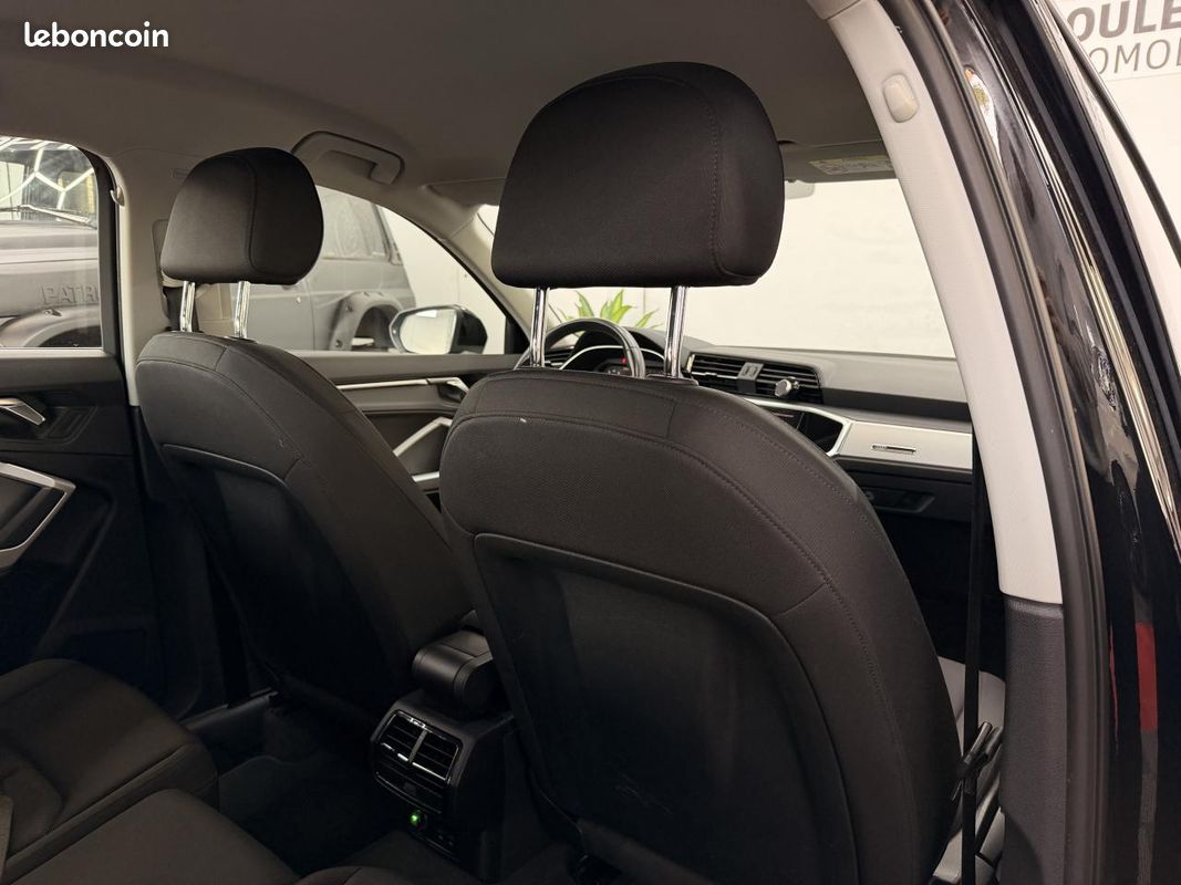 AUDI Q3 (315 euros/mois) Business Line 35 TFSI 150CV S-tronic CAMERA CARPLAY (image 22)