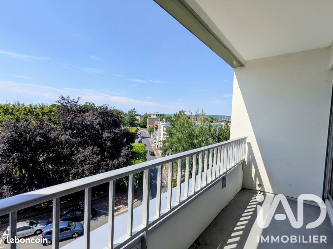 Appartement 6 pièces 111 m² · à Saint-Gratien · 111 m² · 329 000 €
