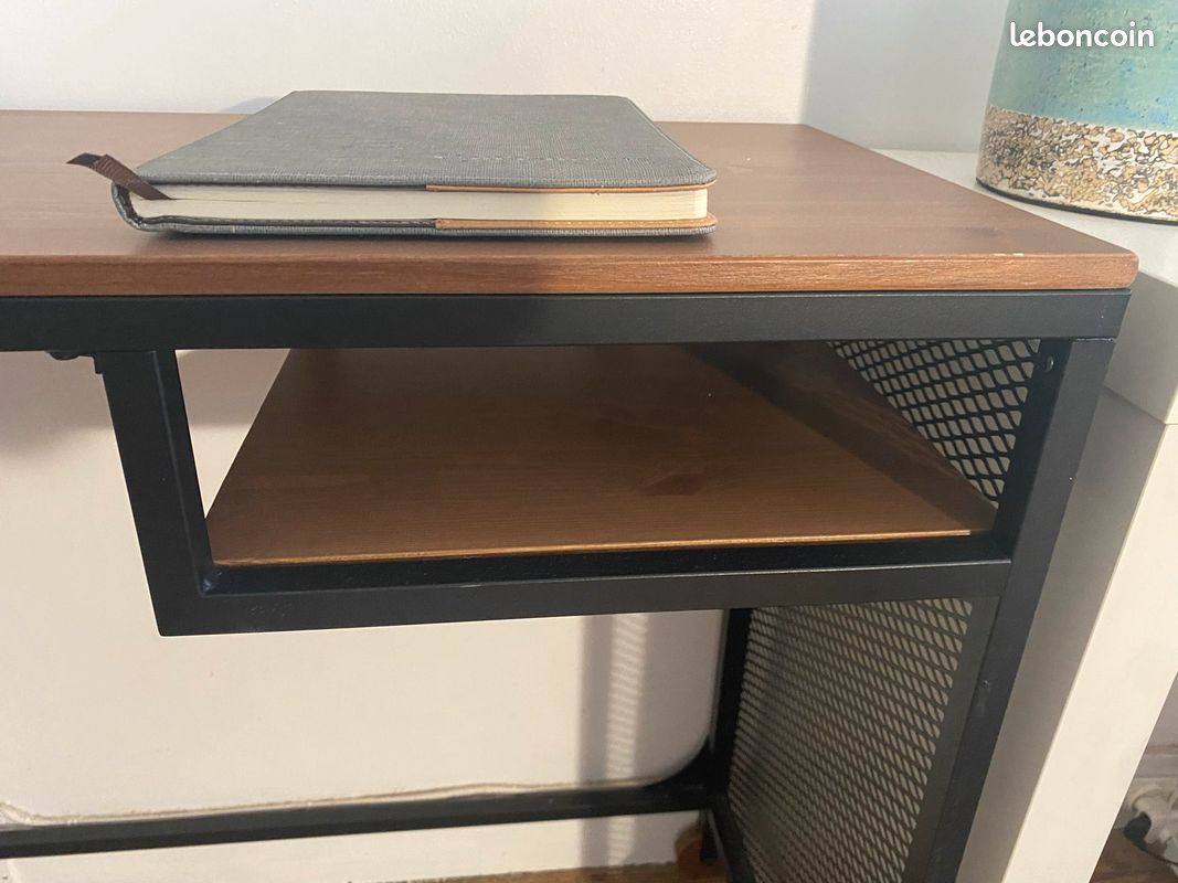 Vente d’un bureau minimaliste (image 4)