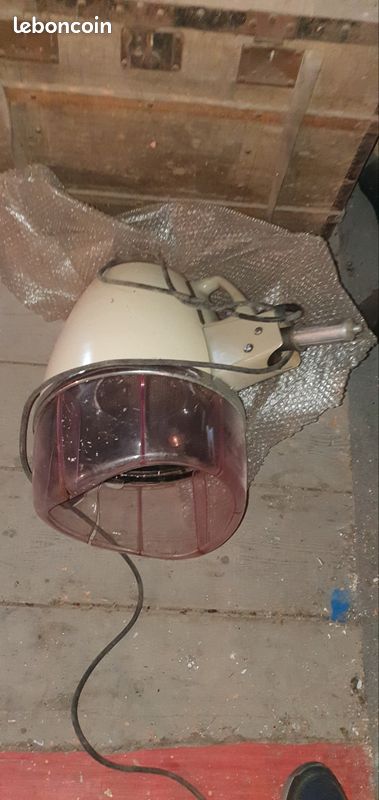 Casques de coiffeuse vintage (image 3)