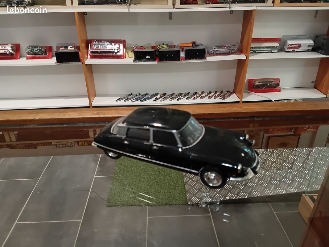 VOITURE CITROEN DS Coupe Gt 19 Bossaert 1964 1/43 Universal Hobbies Neufblister EUR 14,90 - FR