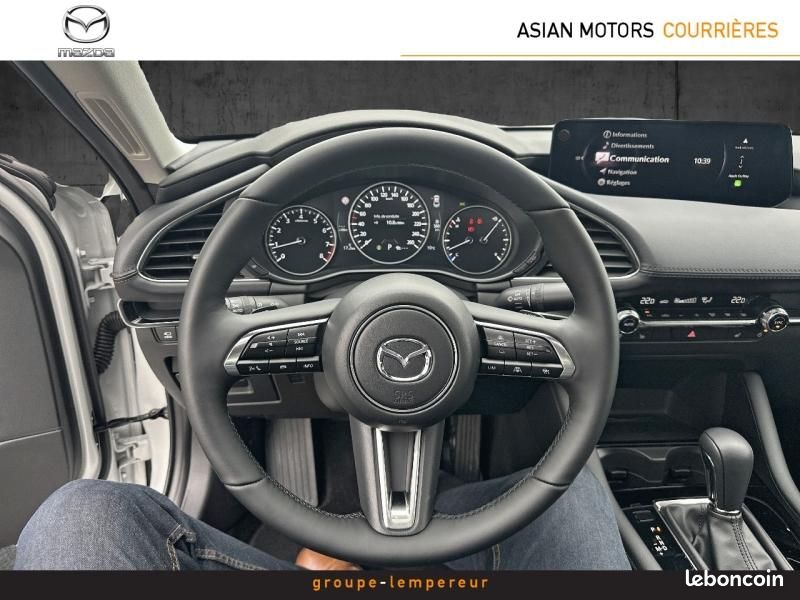 Mazda Mazda 3 Berline 2.0 e-SKYACTIV-X M-Hybrid 186ch Takumi BVA 2025 Euro6e (image 12)