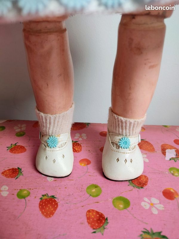 Ancienne Poupée Unis Taille 8 - Dans Son Jus, Authentique Et Pleine De Charme