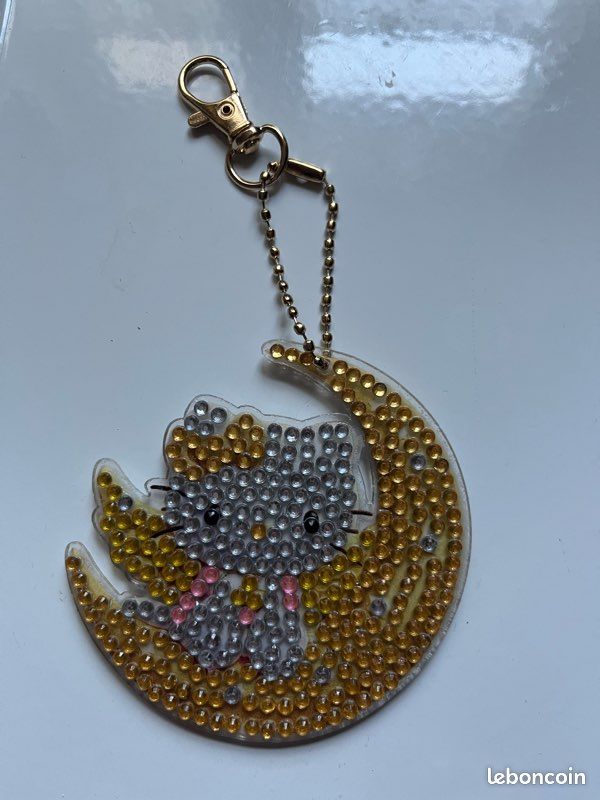 Porte clés Hello kitty (image 1)