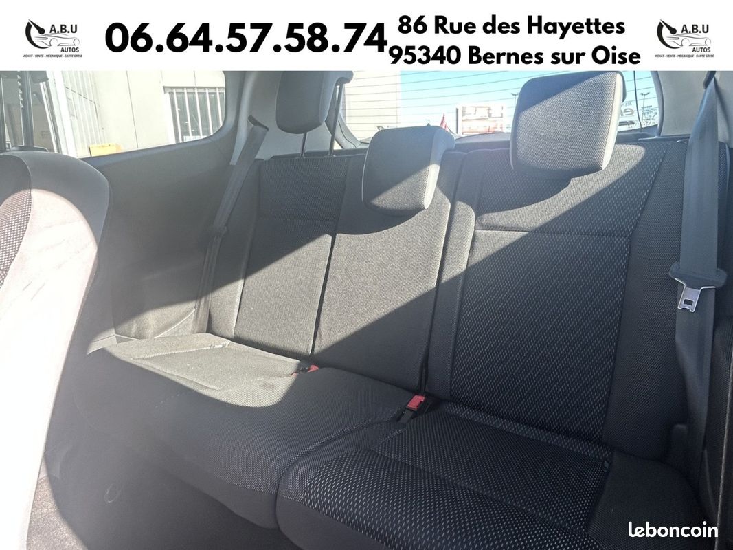 RENAULT CLIO III 1.2 16V 75 eco2 Rip Curl 2 (image 5)