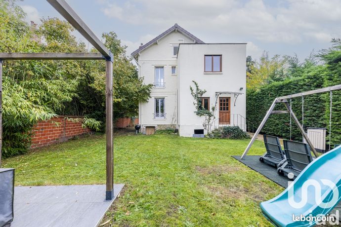 Maison 6 pièces 140 m²