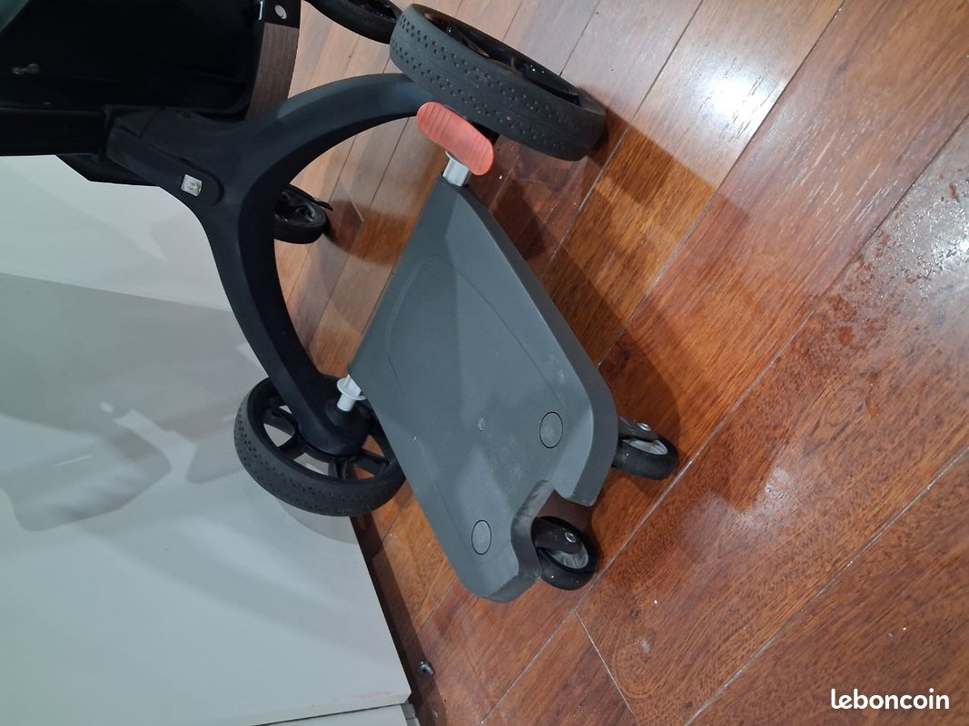 Poussette STOKKE XPLORY grise excellent etat (image 10)
