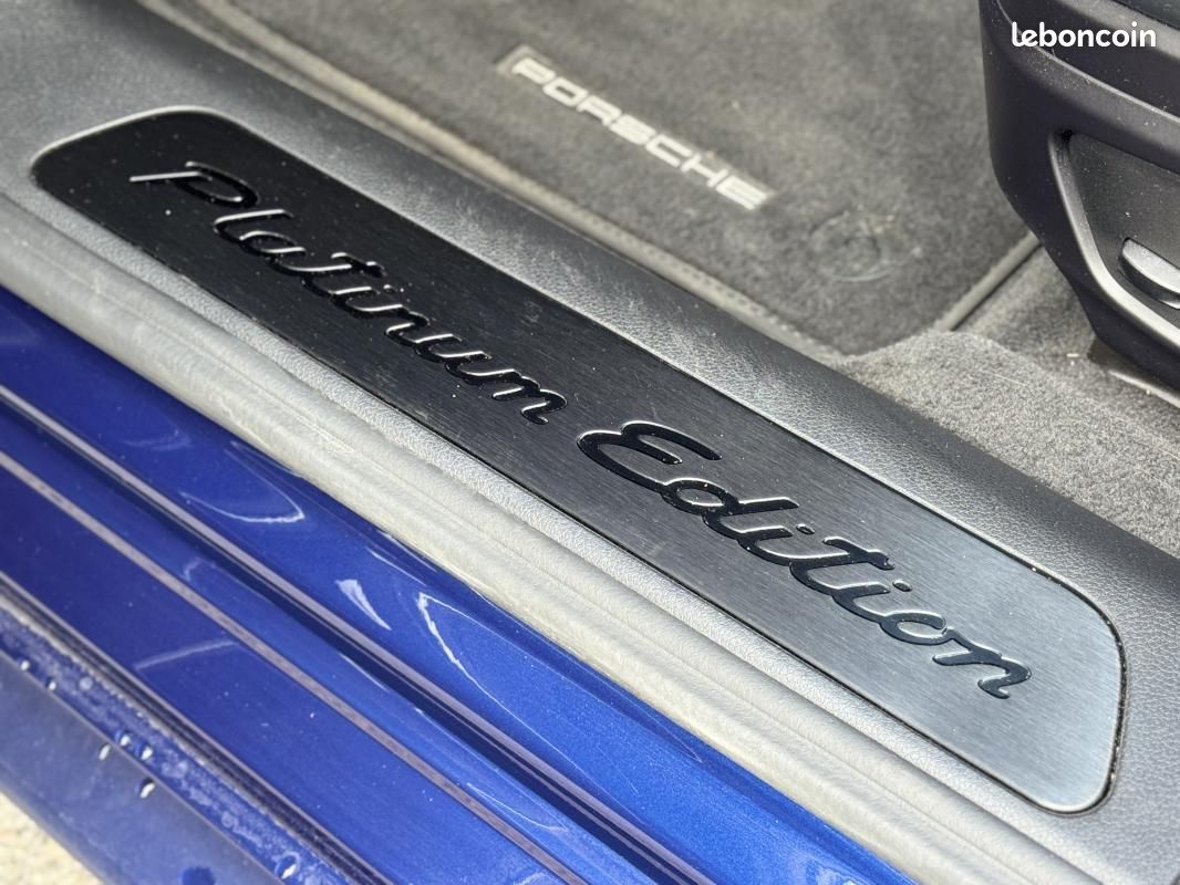 Porsche Panamera 4 SPORT TURISMO 2.9 V6 462 ch E-Hybrid Platinum Edition / Immat France Superbe Etat (image 15)