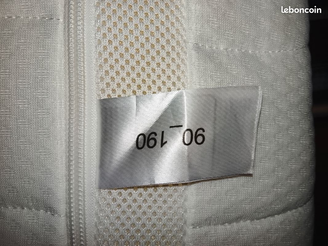 Vends 1 matelas et son sommier (image 4)