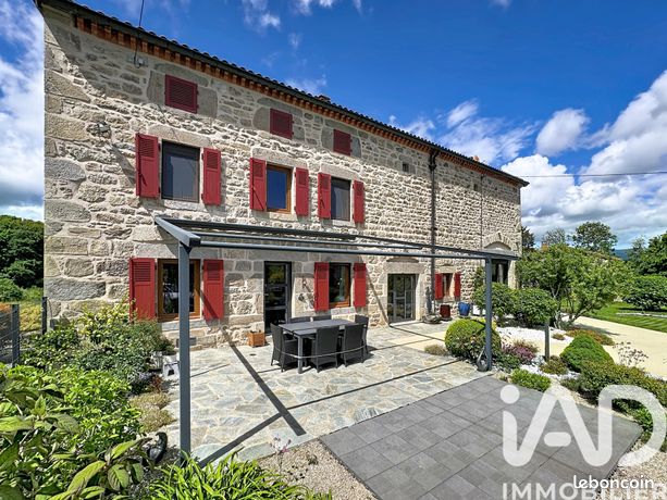 Propriété 9 pièces 245 m²