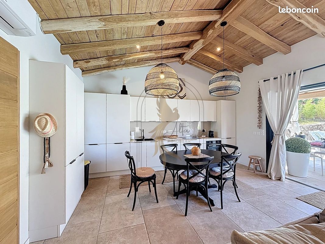 Maison 5 pièces 110 m² · à Zonza · 110 m² · 889 000 €