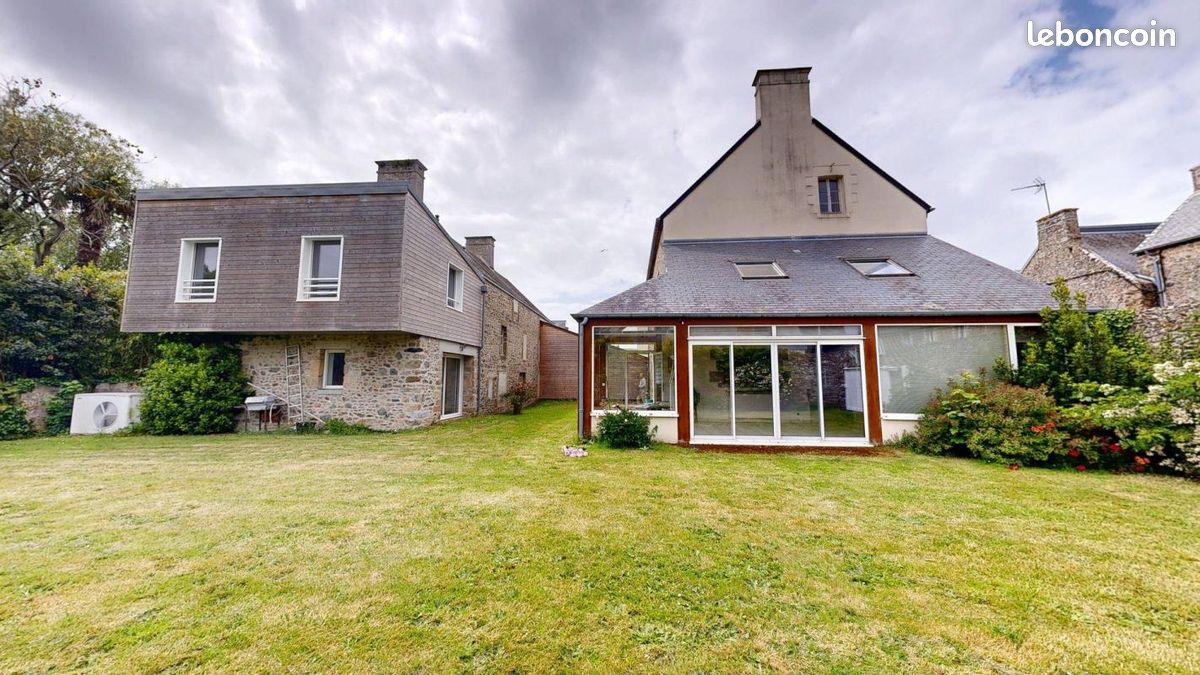 Maison 213 m² · à Agon-Coutainville · 213 m² · 300 000 €