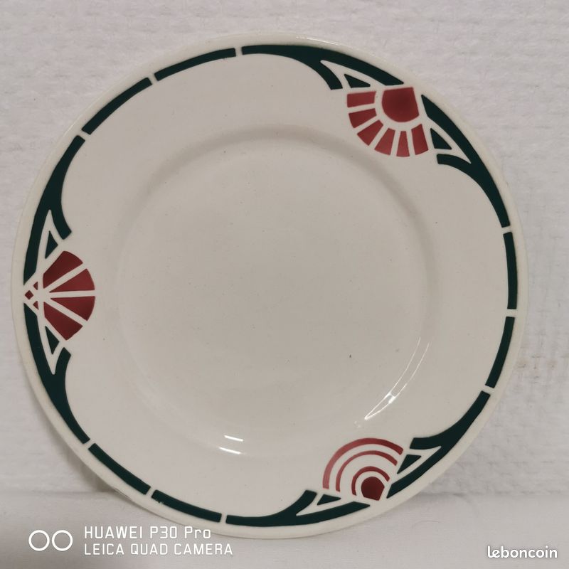 5 Assiettes à dessert "Salins les bains" E. Charbonnier (image 2)