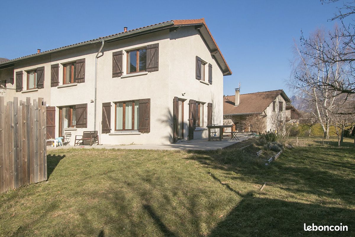 Maison 5 pièces 120 m² · à Seyssins · 120 m² · 1 400 €/mois