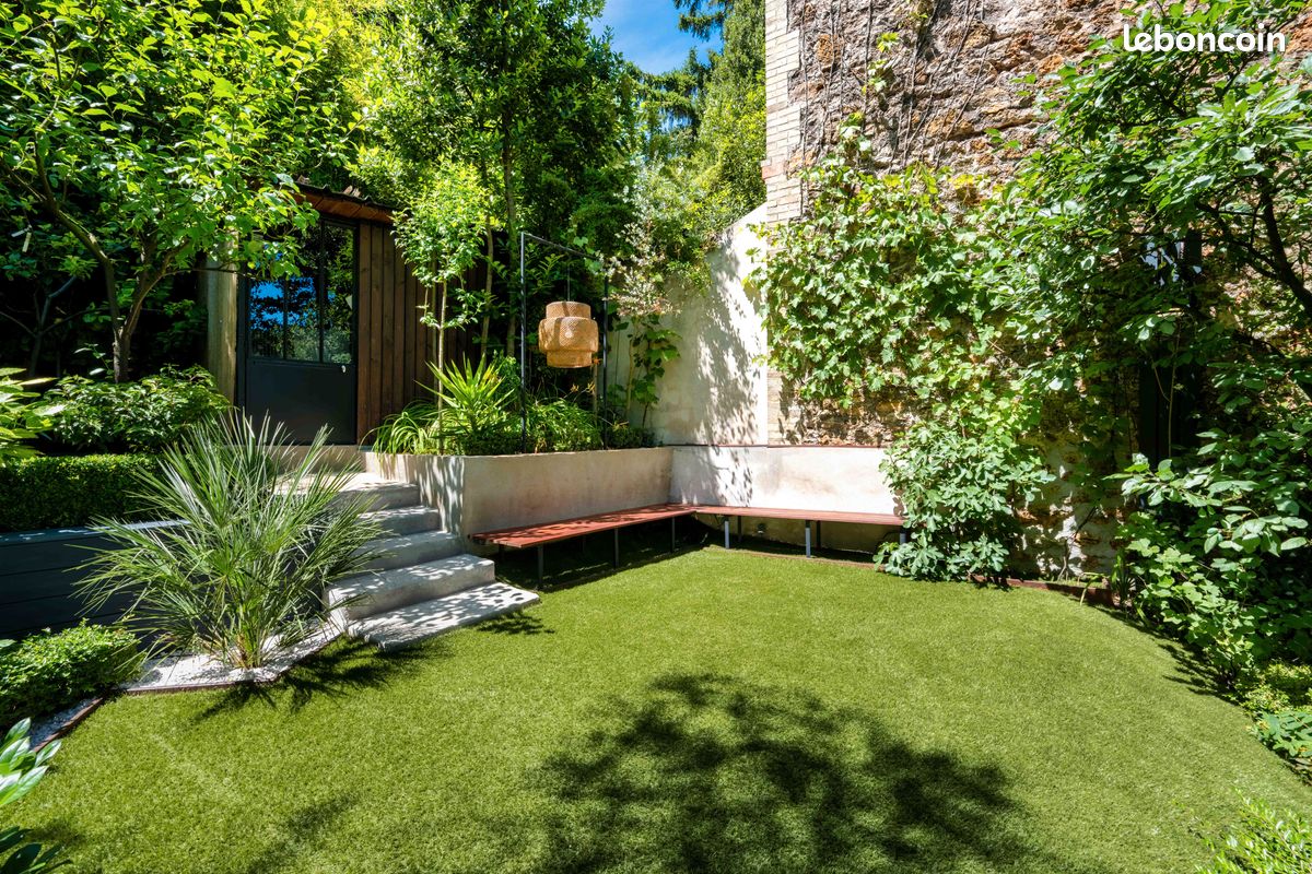 Maison 6 pièces 150 m² · à Suresnes · 150 m² · 1 380 000 €