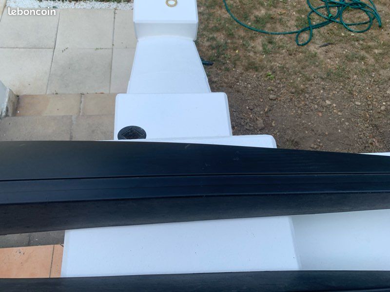 Jeu de 4 baguettes de porte clio 4 (image 1)