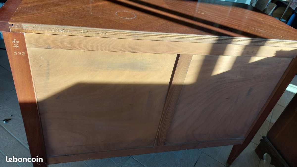 Commode De Port Nantaise En Acajou Jaune De Saint-martin