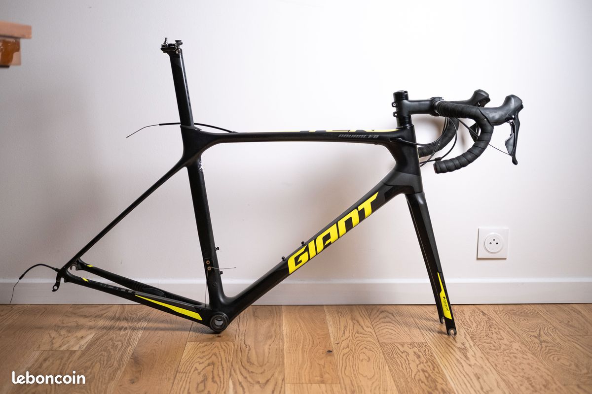 Ensemble cadre vélo de route GIANT TCR SLR1 taille S fourche carbone