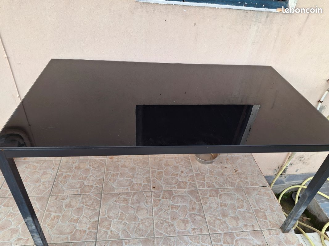 Table en verre (image 2)