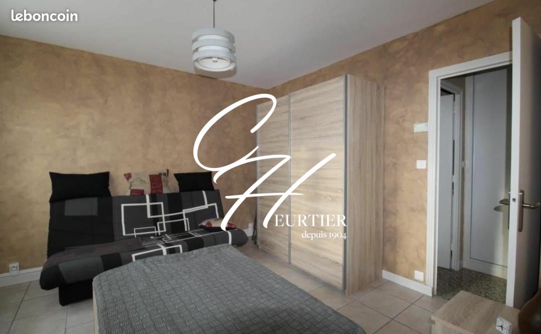 Appartement 1 pièce 27 m² · à Échirolles · 27 m² · 560 €