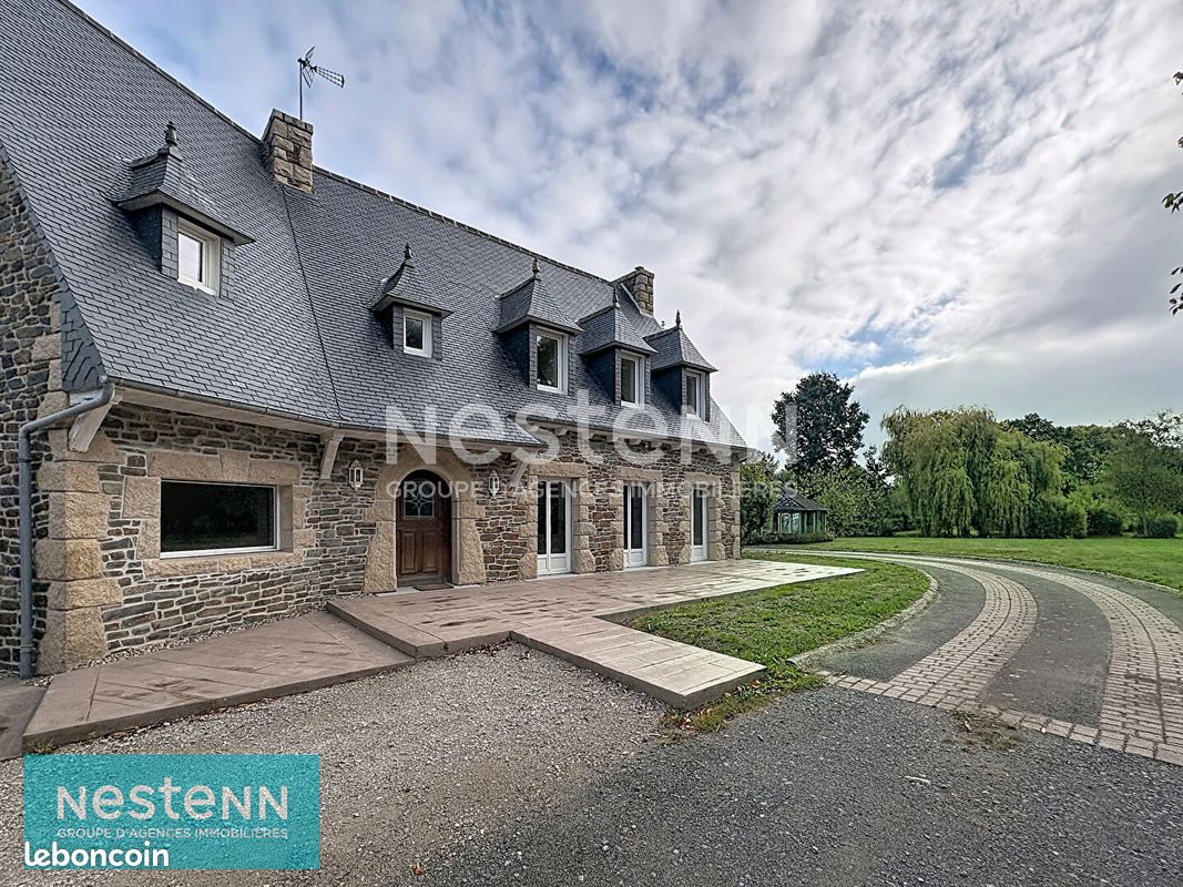 Maison 6 pièces 167 m² · à Quessoy · 167 m² · 1 250 €/mois