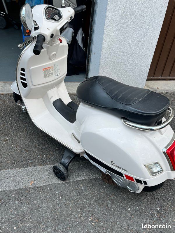 Scooter vespa enfant (image 2)