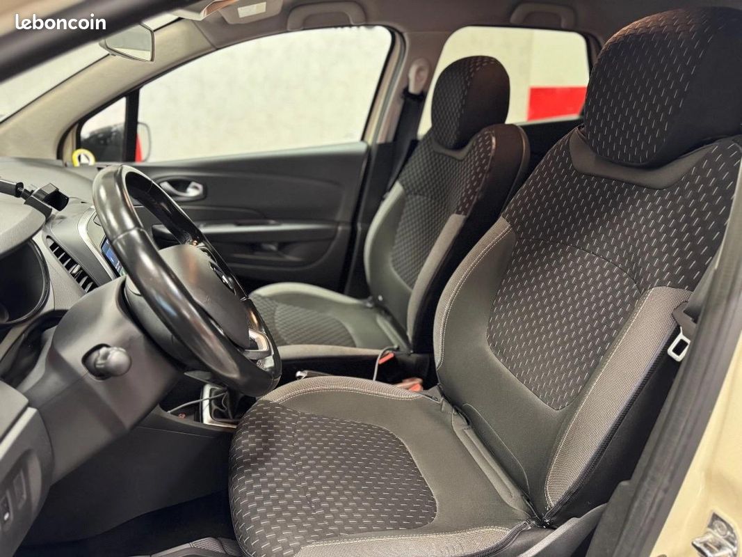 Renault Captur 1.3 TCE 130 INTENS (image 19)