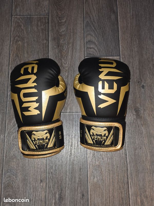 Venum Elite Gants De Boxe - Noir/Or - 10 Oz - Cuir PU, Cousus Main - Thaïlande