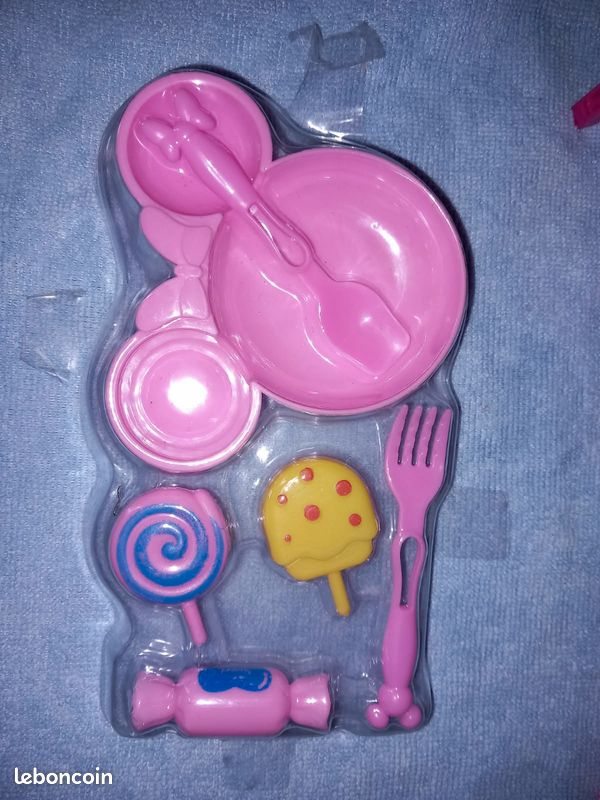 Lot accessoires barbie (image 1)