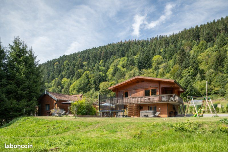 Maison 8 pièces 130 m² · à Rochesson · 130 m² · 399 000 €